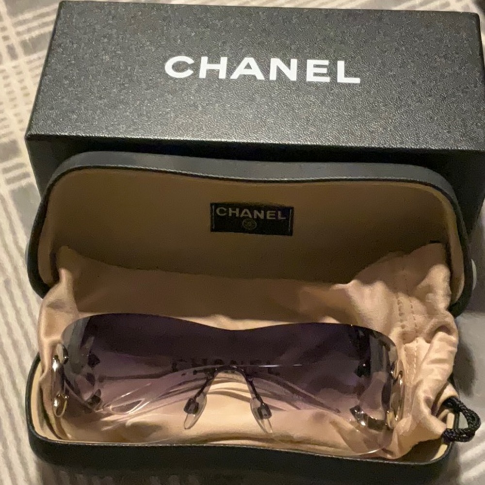 Chanel Shield Sunglasses 4125 124/8G 120